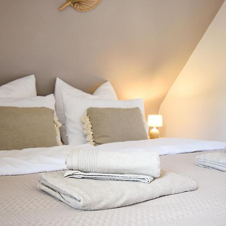 Boho-Apartment - Feel Like Home, Tiny Bathroom & Garage, 60M2 Mühlacker Екстериор снимка
