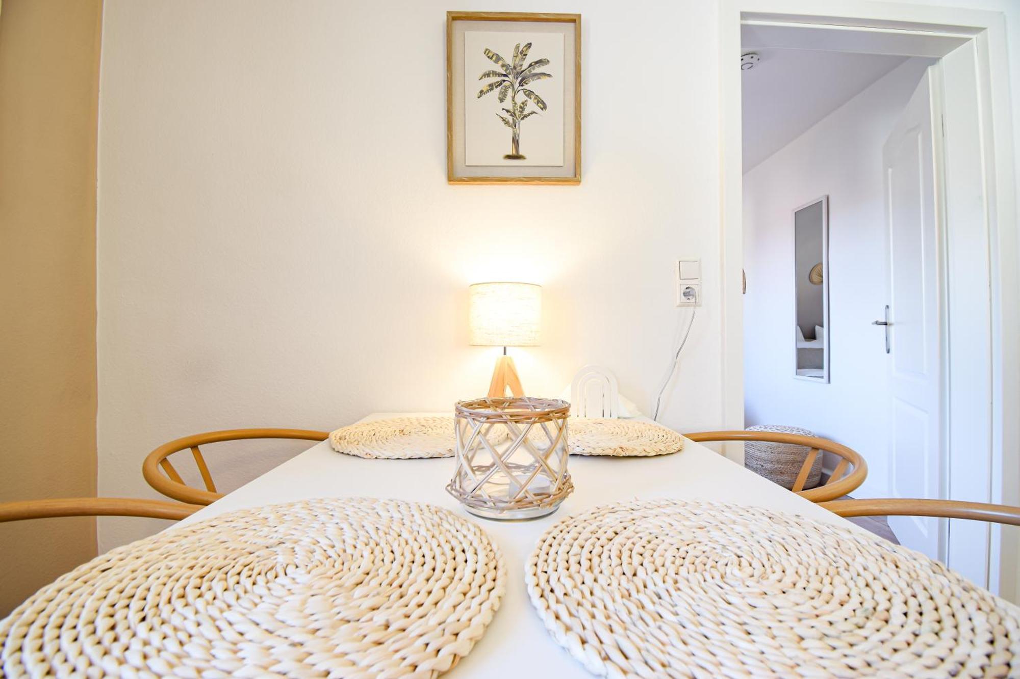 Boho-Apartment - Feel Like Home, Tiny Bathroom & Garage, 60M2 Mühlacker Екстериор снимка