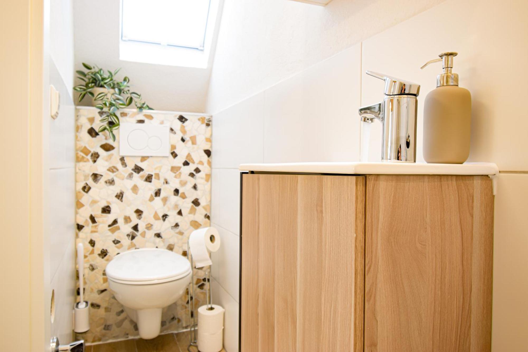Boho-Apartment - Feel Like Home, Tiny Bathroom & Garage, 60M2 Mühlacker Екстериор снимка