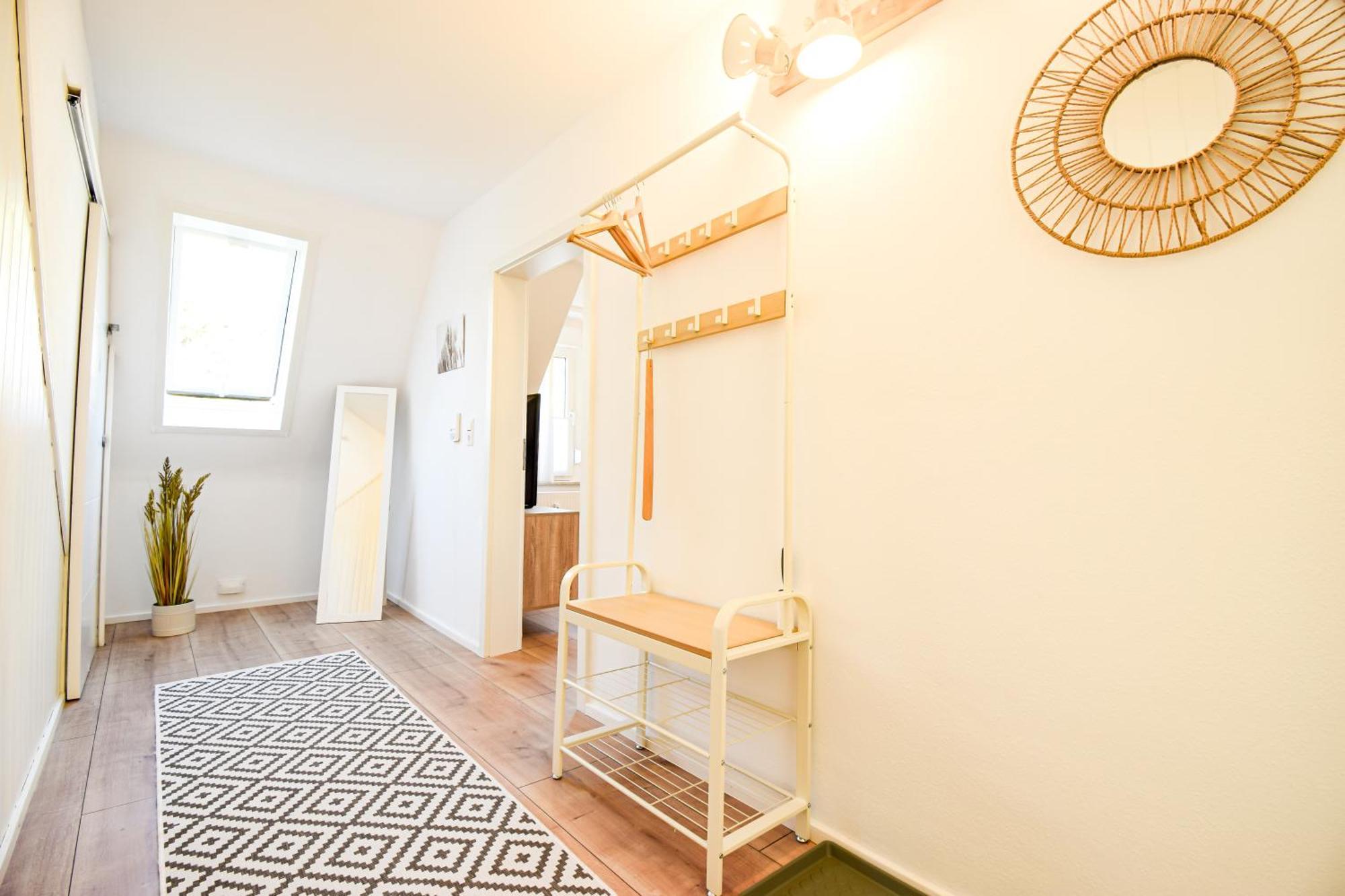Boho-Apartment - Feel Like Home, Tiny Bathroom & Garage, 60M2 Mühlacker Екстериор снимка