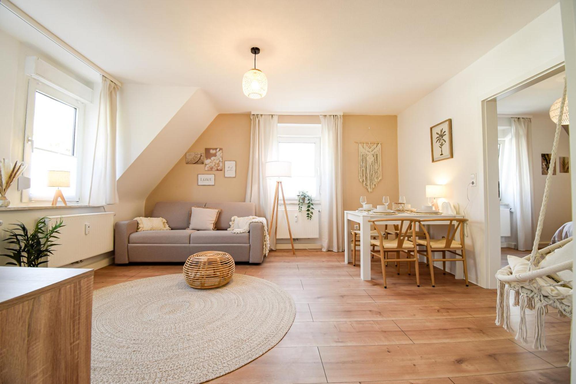 Boho-Apartment - Feel Like Home, Tiny Bathroom & Garage, 60M2 Mühlacker Екстериор снимка